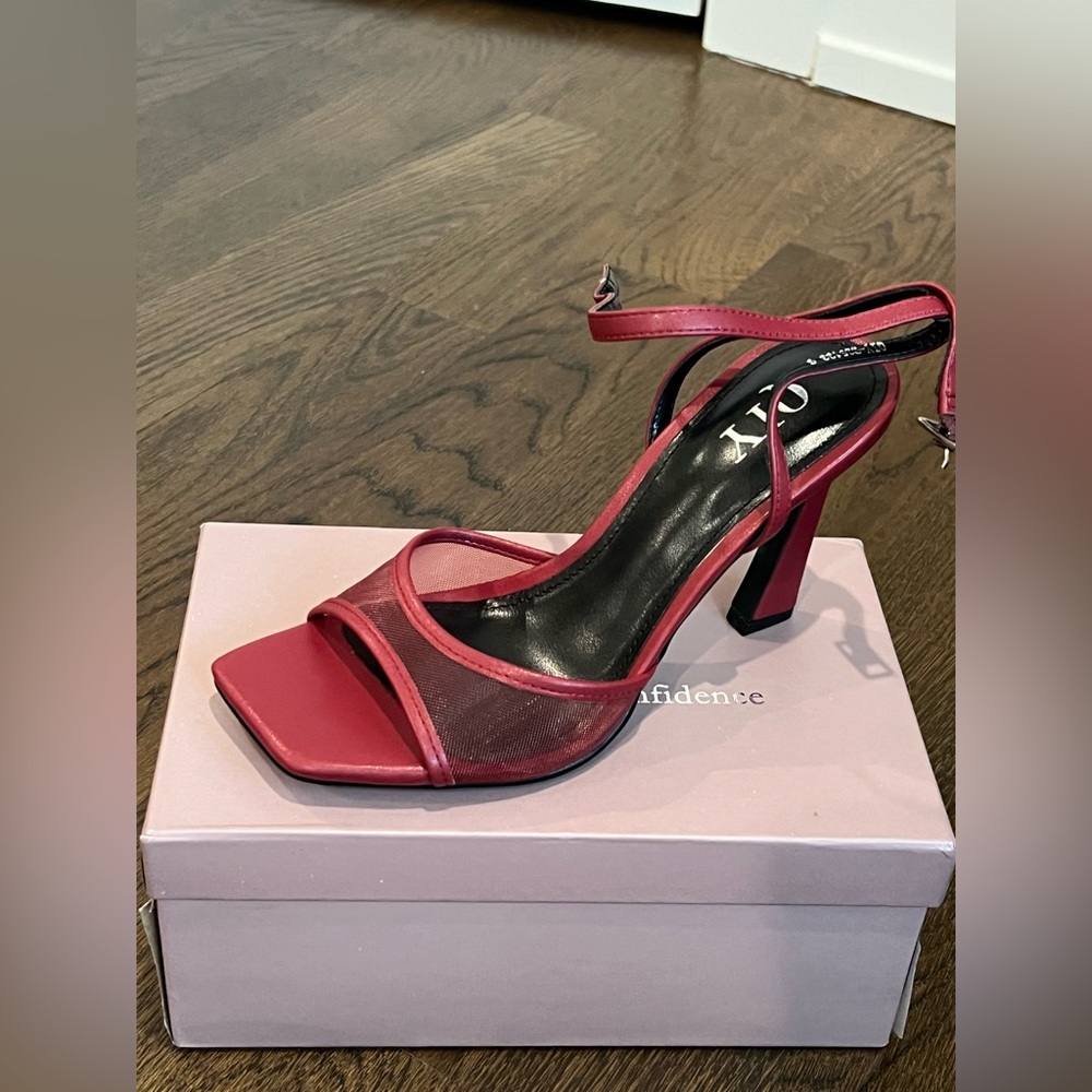 Qi Red Mesh Strappy Heels